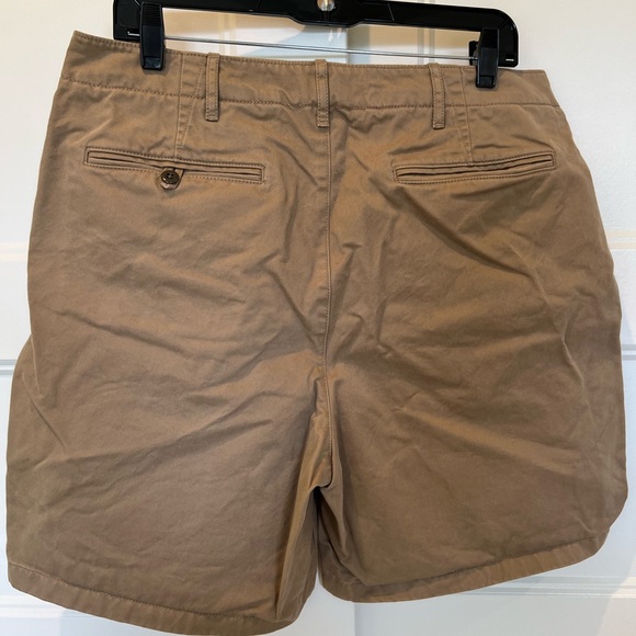 J.Crew Wallace & Barnes 8” officer chino short - Picture 2 of 4